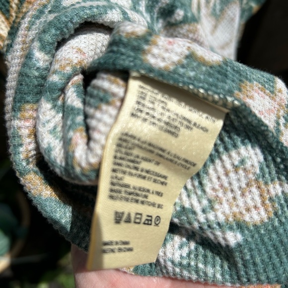 Pilcro Green Gold Henley - Picture 4 of 6